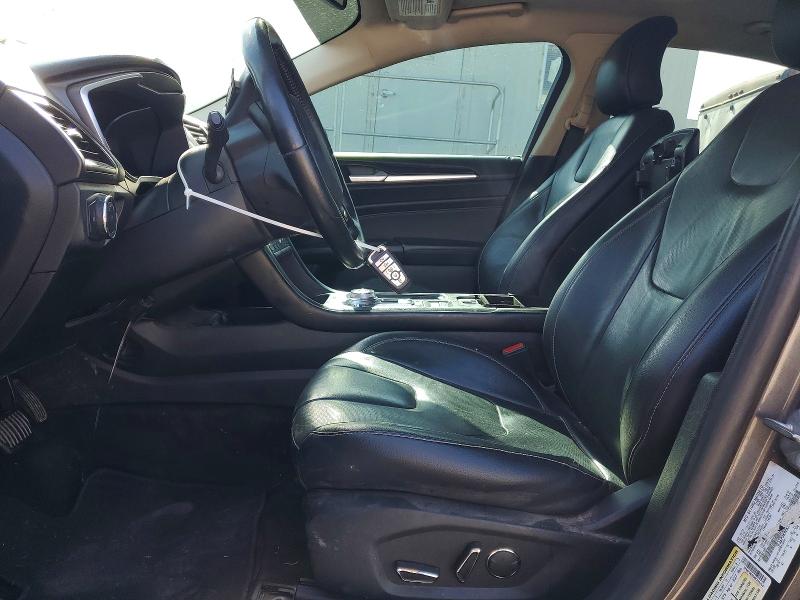 59138946 :رقم المزاد ، 3FA6P0K90KR253250 vin ، 2019 Ford Fusion مزاد بيع