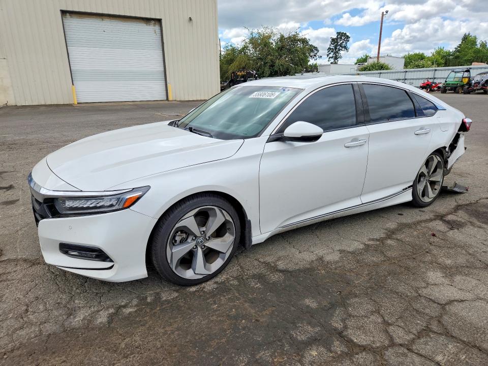 2018 Honda Accord მანქანა იყიდება აუქციონზე, vin: 1HGCV1F94JA013647, აუქციონის ნომერი: 55806106