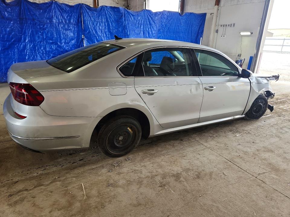 Продаж на аукціоні авто 2018 Volkswagen Passat, vin: 1VWBA7A33JC044501, номер лоту: 58070306