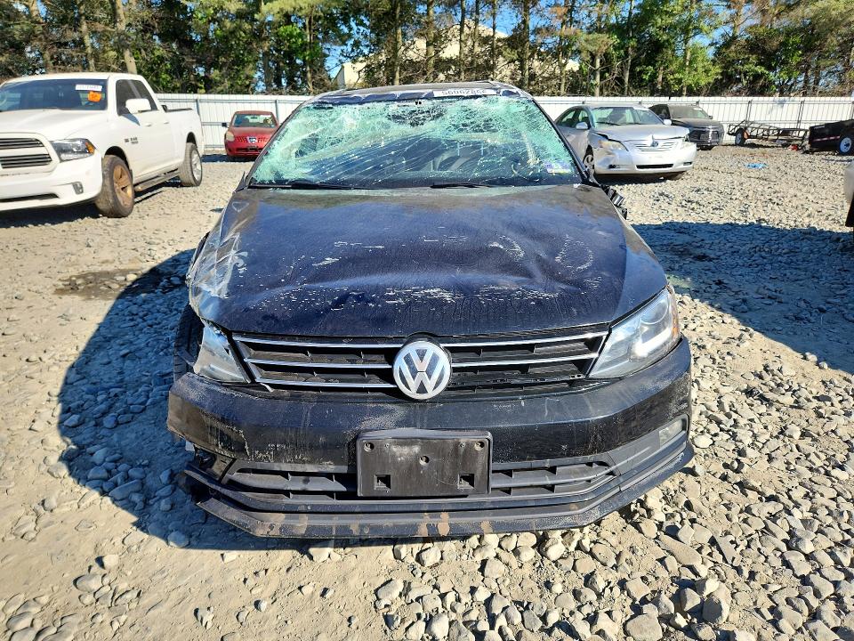 Продажа на аукционе авто 2017 Volkswagen Jetta, vin: 3VWL17AJ5HM215809, номер лота: 56062856