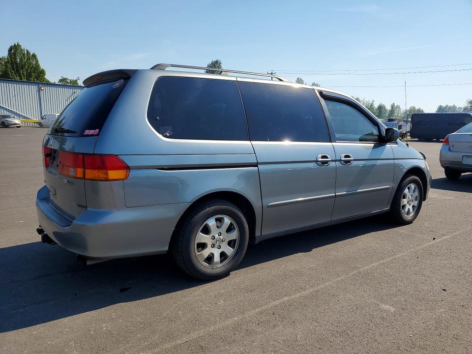 56331326 :رقم المزاد ، 2HKRL189X2H568351 vin ، 2002 Honda Odyssey مزاد بيع
