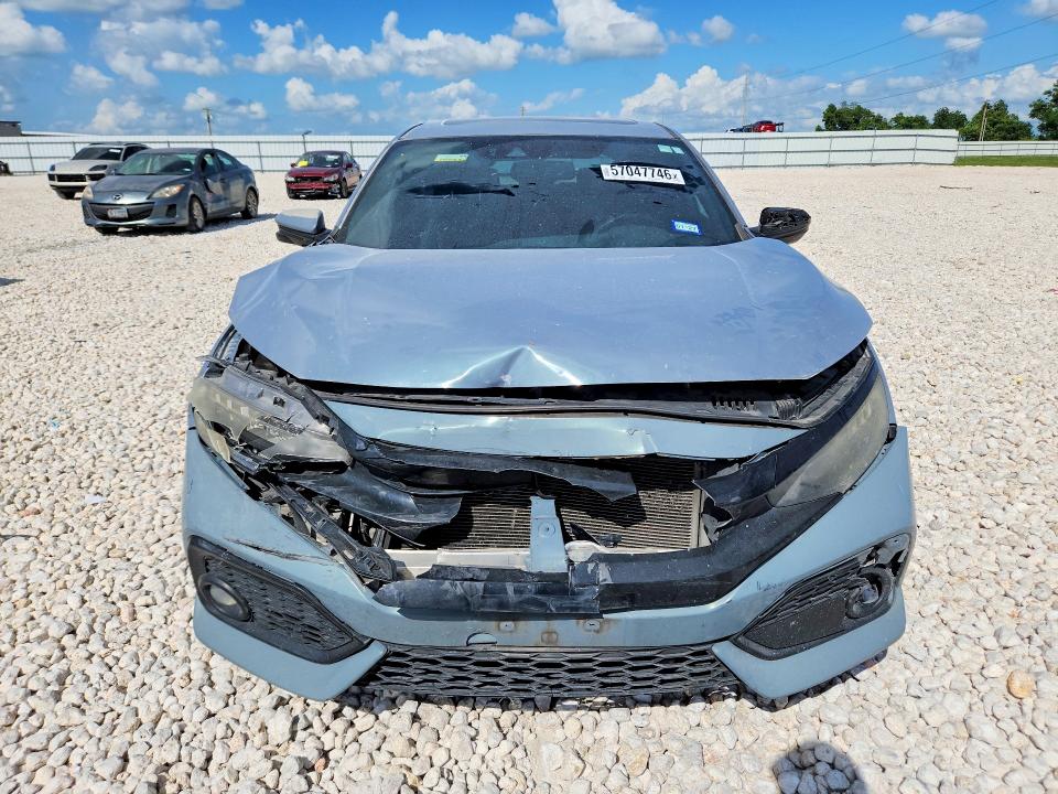 57047746 :رقم المزاد ، SHHFK7H99HU222662 vin ، 2017 Honda Civic مزاد بيع