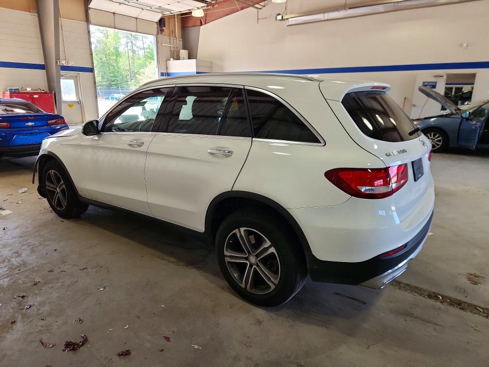 58401056 :رقم المزاد ، WDC0G4KB3GF076900 vin ، 2016 Mercedes-benz Glc مزاد بيع