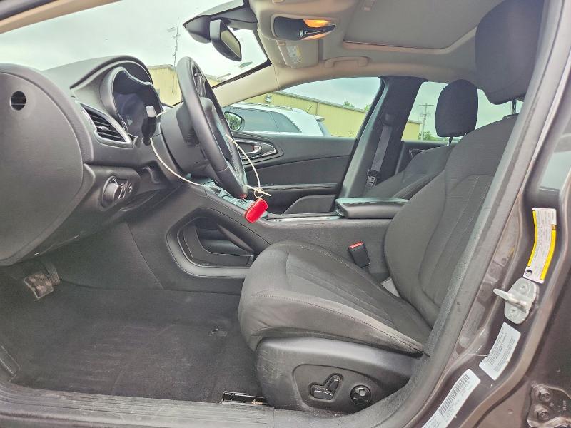 58481826 :رقم المزاد ، 1C3CCCAB4FN536021 vin ، 2015 Chrysler 200 مزاد بيع