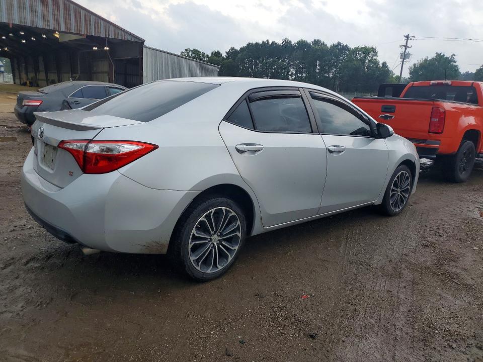 Продажа на аукционе авто 2015 Toyota Corolla, vin: 5YFBURHE9FP299794, номер лота: 57550016