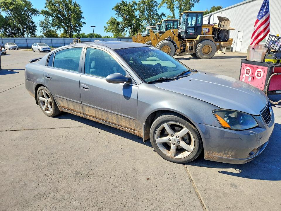 2005 Nissan Altima მანქანა იყიდება აუქციონზე, vin: 1N4BL11D25C255932, აუქციონის ნომერი: 58475406