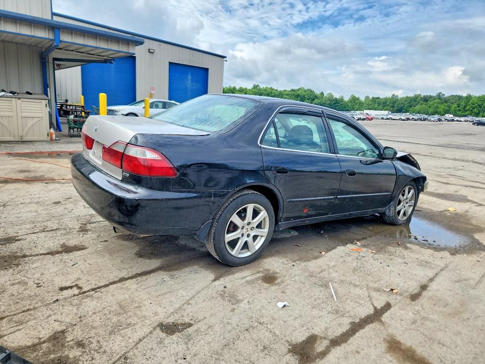 Продажа на аукционе авто 1998 Honda Accord, vin: 1HGCG1657WA060718, номер лота: 56844706