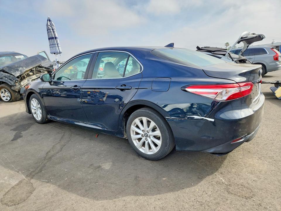 2019 Toyota Camry მანქანა იყიდება აუქციონზე, vin: 4T1B11HK6KU844360, აუქციონის ნომერი: 55849736