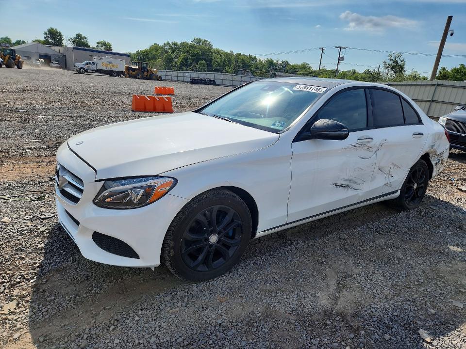 2016 Mercedes-benz C მანქანა იყიდება აუქციონზე, vin: 55SWF4KB7GU116983, აუქციონის ნომერი: 57641146