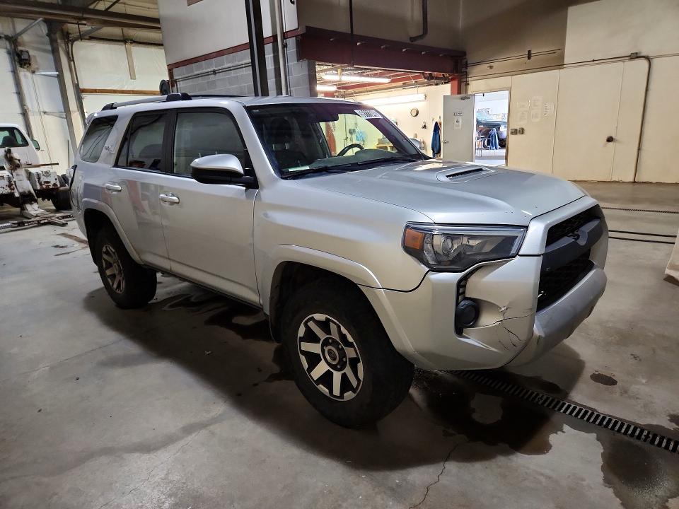 Продажа на аукционе авто 2018 Toyota 4runner, vin: JTEBU5JR4J5604237, номер лота: 59111846