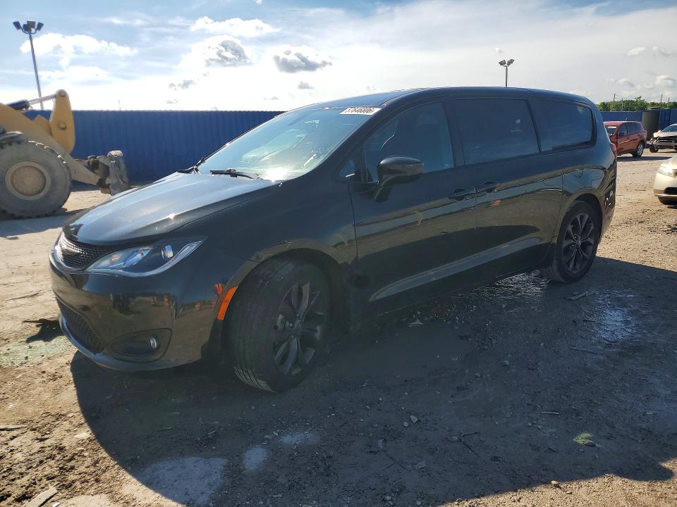 Продажа на аукционе авто 2019 Chrysler Pacifica, vin: 2C4RC1FG8KR638983, номер лота: 57646806