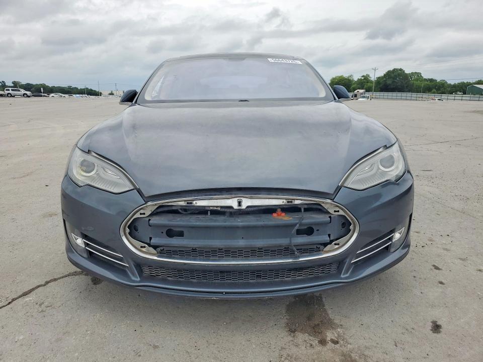 Продаж на аукціоні авто 2014 Tesla Model S, vin: 5YJSA1H12EFP28985, номер лоту: 56643726