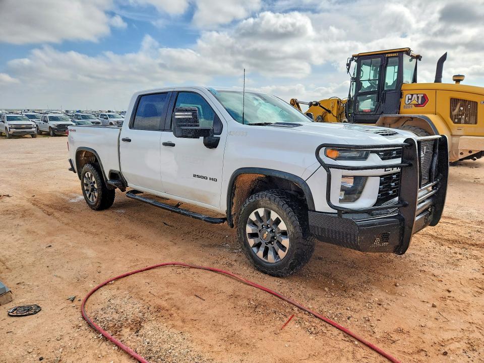 55686466 :رقم المزاد ، 1GC4YME78PF180309 vin ، 2023 Chevrolet Silverado مزاد بيع