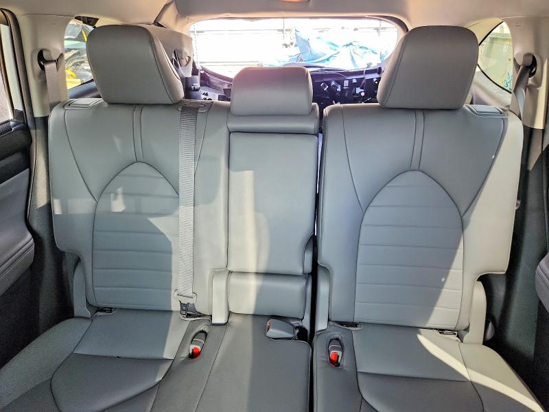Продажа на аукционе авто 2022 Toyota Highlander Hybrid, vin: 5TDGARAHXNS513488, номер лота: 57047426