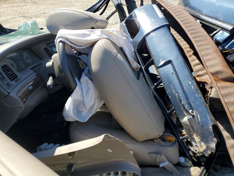 2011 Mercury Grand Marquis მანქანა იყიდება აუქციონზე, vin: 2MEBM7FV1BX606287, აუქციონის ნომერი: 55736156