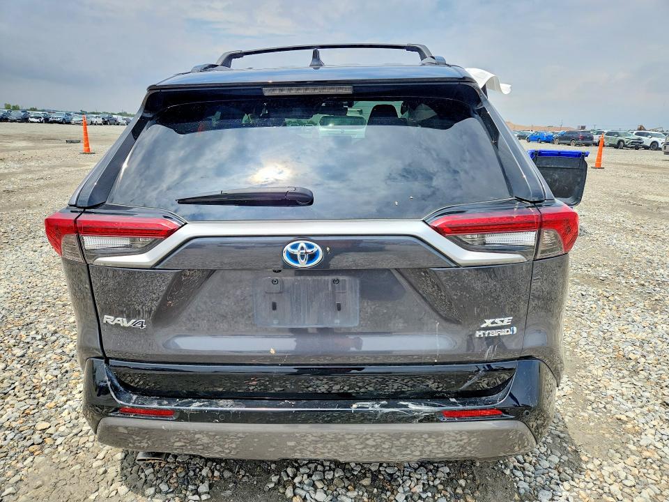 58152426 :رقم المزاد ، 4T3E6RFV1MU053061 vin ، 2021 Toyota Rav4 مزاد بيع
