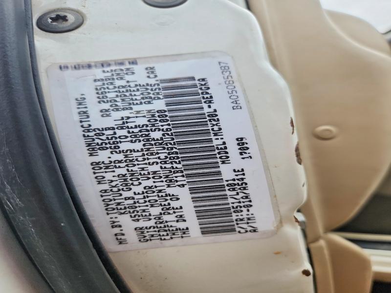 58365576 :رقم المزاد ، 4T1BF28B92U261000 vin ، 2002 Toyota Avalon مزاد بيع