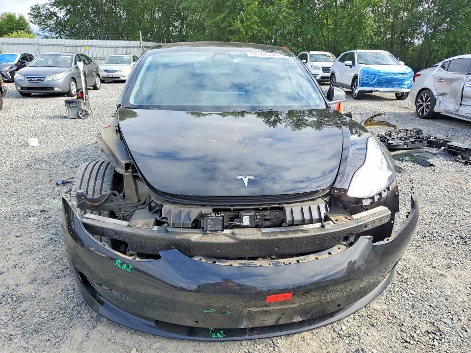 Продажа на аукционе авто 2018 Tesla Model 3, vin: 5YJ3E1EA1JF172532, номер лота: 58547426
