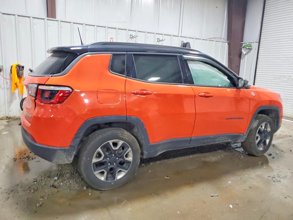 2018 Jeep Compass მანქანა იყიდება აუქციონზე, vin: 3C4NJDDB5JT130267, აუქციონის ნომერი: 56515446