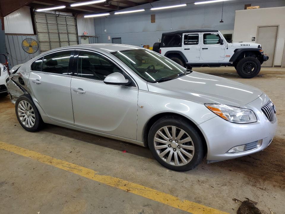 56566416 :رقم المزاد ، W04GV5EV1B1087092 vin ، 2011 Buick Regal مزاد بيع
