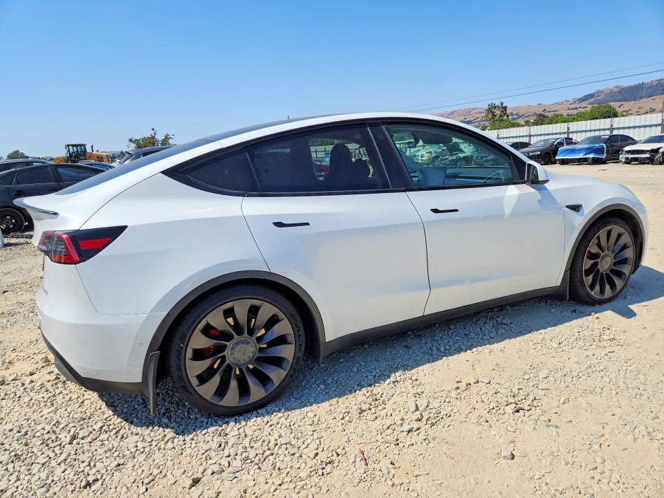 58058066 :رقم المزاد ، 5YJYGDEF8MF216527 vin ، 2021 Tesla Model Y مزاد بيع