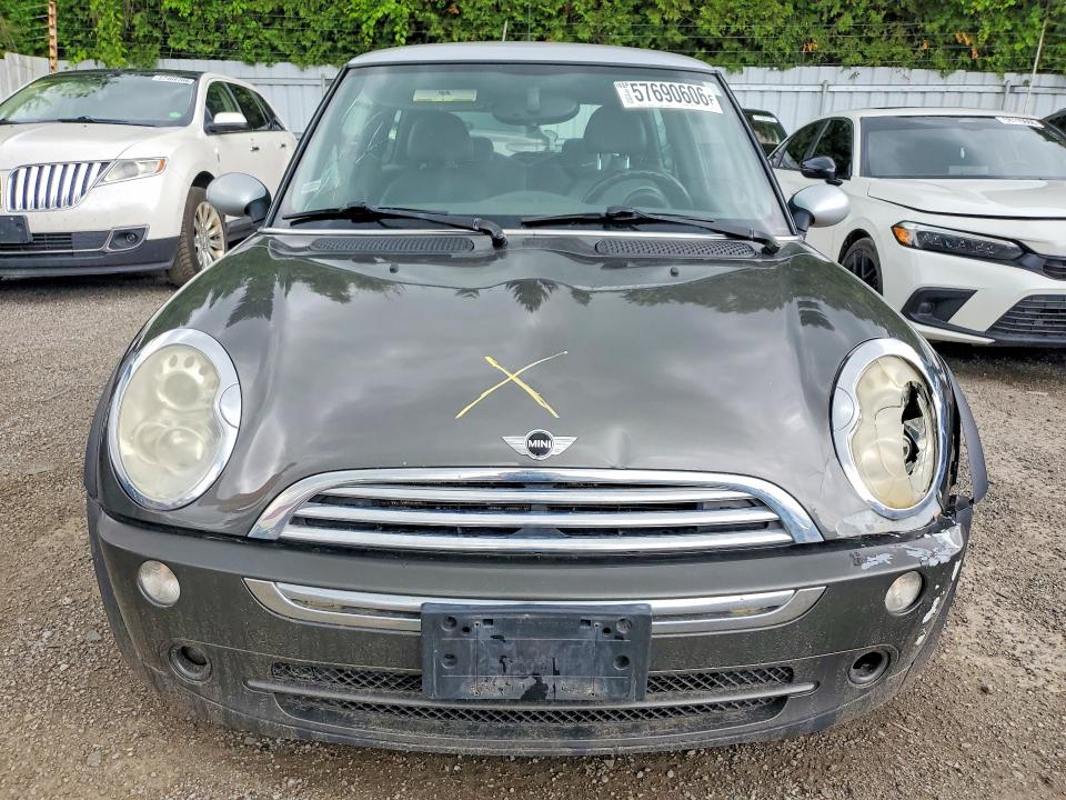 Продажа на аукционе авто 2006 Mini Cooper, vin: WMWRC33516TK65411, номер лота: 57690606