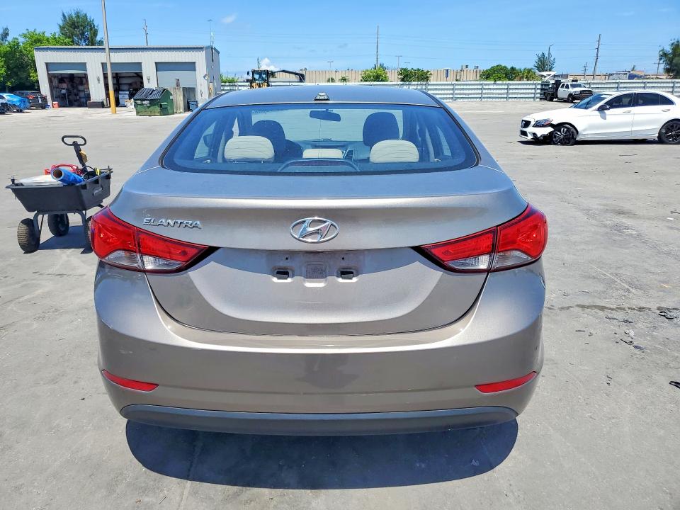 Продажа на аукционе авто 2016 Hyundai Elantra, vin: 5NPDH4AE5GH696783, номер лота: 56478686