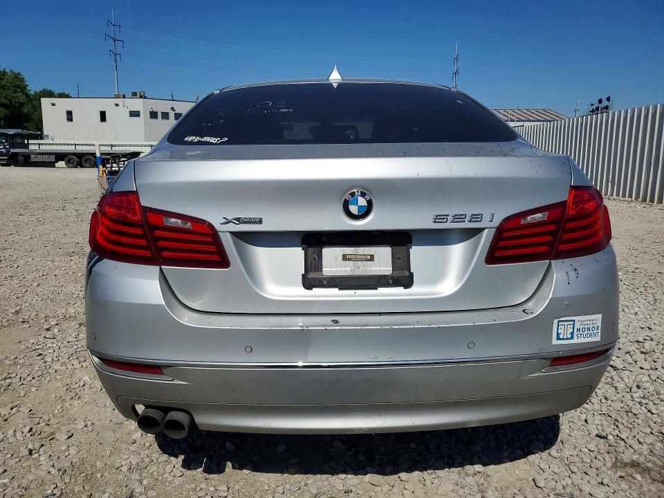 55465576 :رقم المزاد ، WBA5A7C56GG152205 vin ، 2016 Bmw 528 مزاد بيع