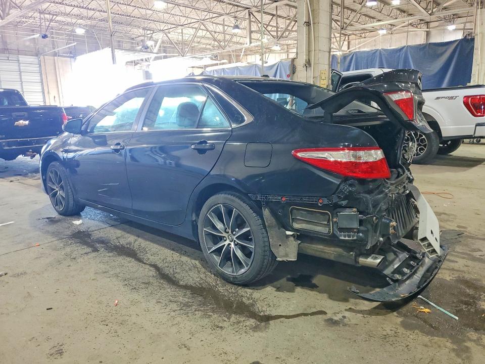 2015 Toyota Camry მანქანა იყიდება აუქციონზე, vin: 4T1BK1FK7FU560046, აუქციონის ნომერი: 55733326