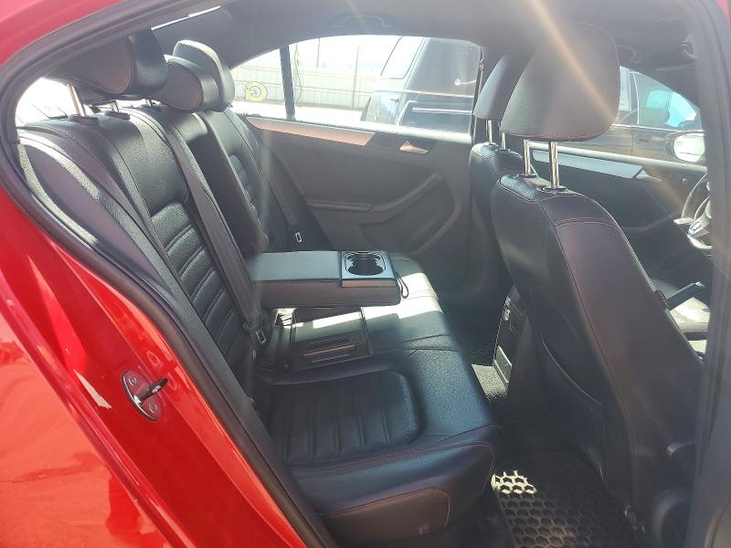 56783896 :رقم المزاد ، 3VW5S7AJ2DM291777 vin ، 2013 Volkswagen Jetta مزاد بيع
