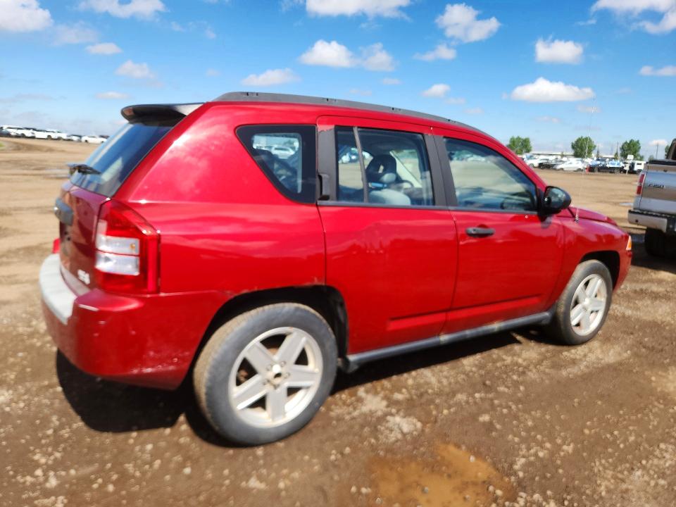 55857036 :رقم المزاد ، 1J8FF47W17D222326 vin ، 2007 Jeep Compass مزاد بيع