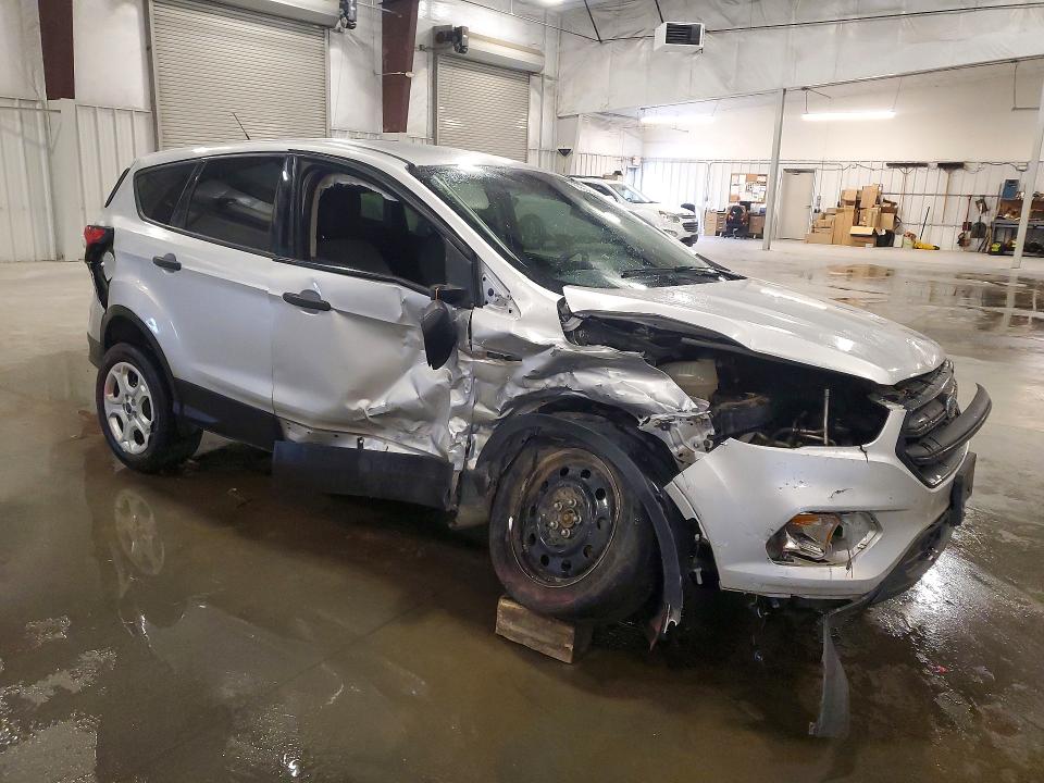 Продажа на аукционе авто 2018 Ford Escape, vin: 1FMCU0F75JUA09336, номер лота: 58564826