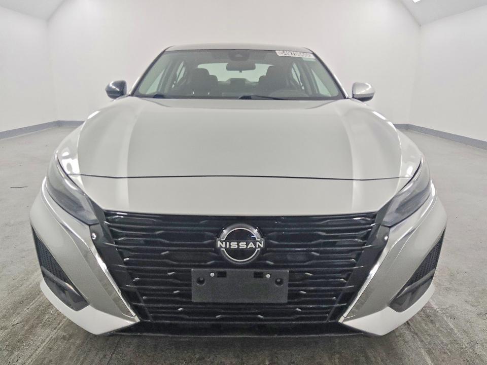 Продаж на аукціоні авто 2023 Nissan Altima, vin: 1N4BL4DV0PN387066, номер лоту: 54970666