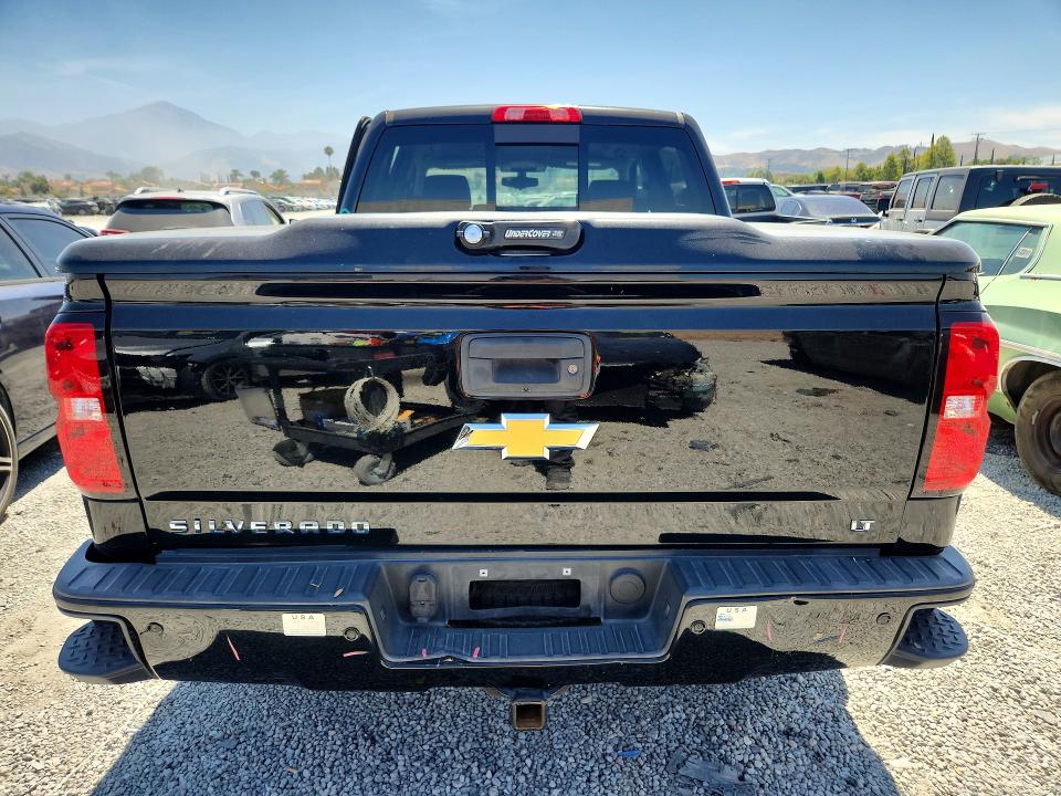 56550646 :رقم المزاد ، 3GCUKRECXJG241872 vin ، 2018 Chevrolet Silverado مزاد بيع