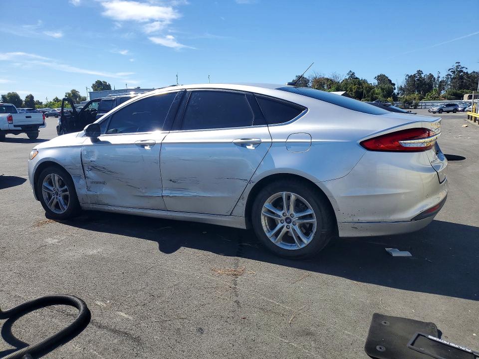 57053376 :رقم المزاد ، 3FA6P0LU6JR224854 vin ، 2018 Ford Fusion مزاد بيع