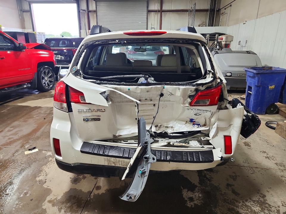 57239436 :رقم المزاد ، 4S4BRBCC1B3328699 vin ، 2011 Subaru Outback مزاد بيع