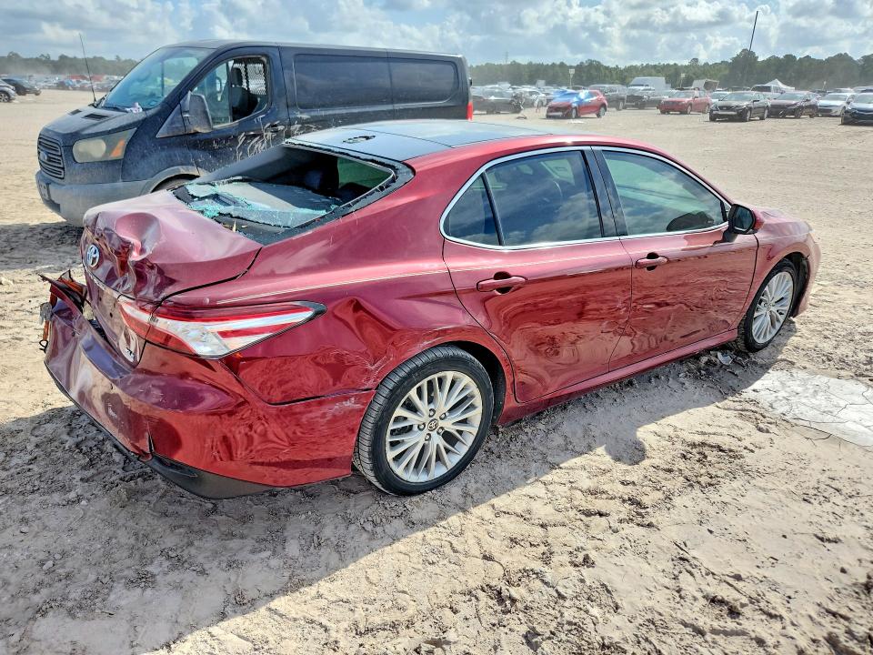 Продаж на аукціоні авто 2020 Toyota Camry, vin: 4T1F11AK2LU984371, номер лоту: 55502326