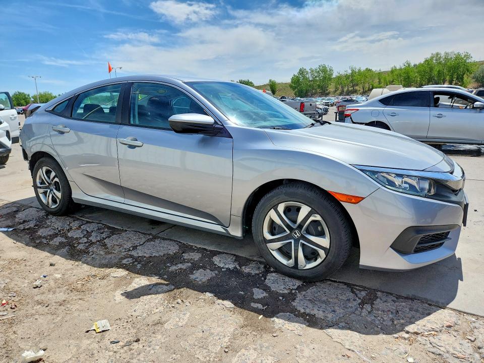 Aukcja sprzedaży 2018 Honda Civic, vin: 2HGFC2F55JH601175, numer aukcji: 55725606