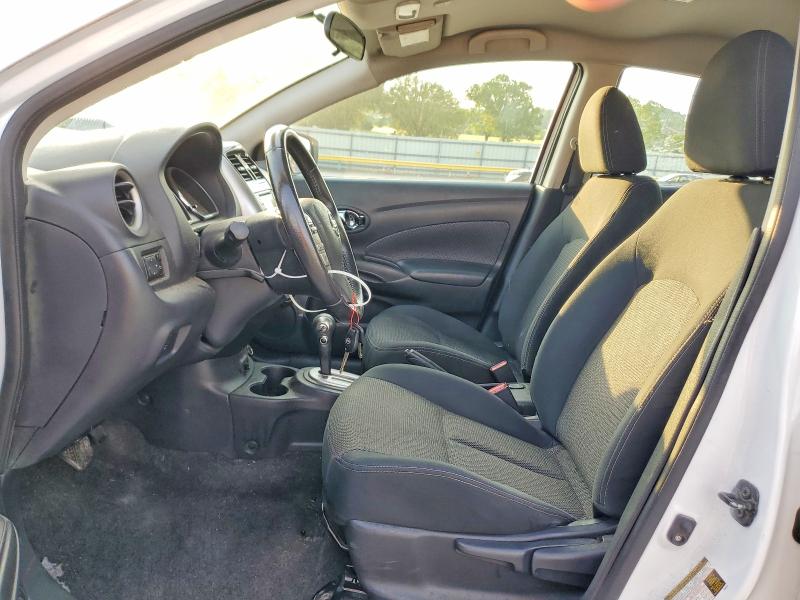 55613536 :رقم المزاد ، 3N1CN7AP2HL803915 vin ، 2017 Nissan Versa مزاد بيع