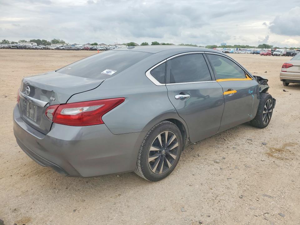 2018 Nissan Altima მანქანა იყიდება აუქციონზე, vin: 1N4AL3AP0JC182426, აუქციონის ნომერი: 56160926