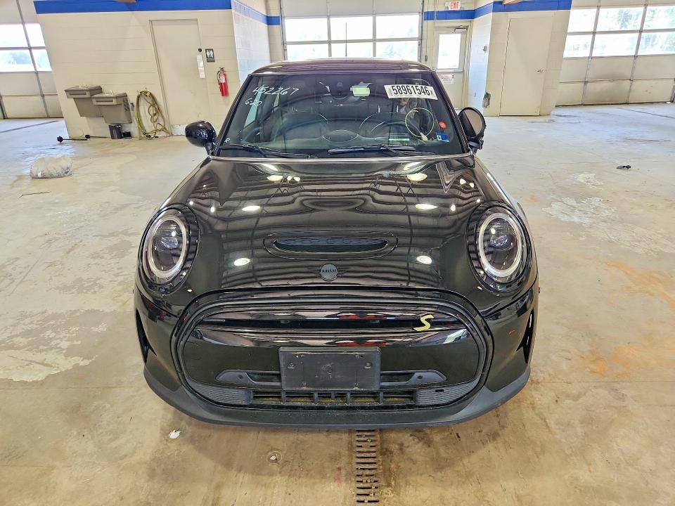 Продажа на аукционе авто 2022 Mini Cooper, vin: WMW13DJ04N2R01057, номер лота: 58961546