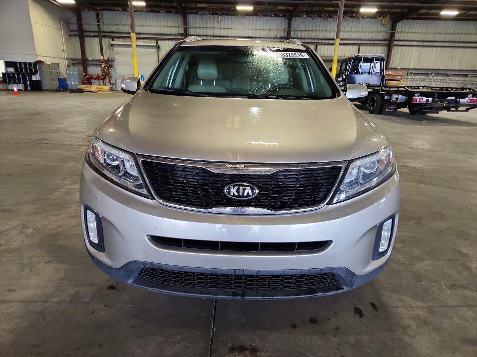 2015 Kia Sorento მანქანა იყიდება აუქციონზე, vin: 5XYKUDA78FG624129, აუქციონის ნომერი: 56328516