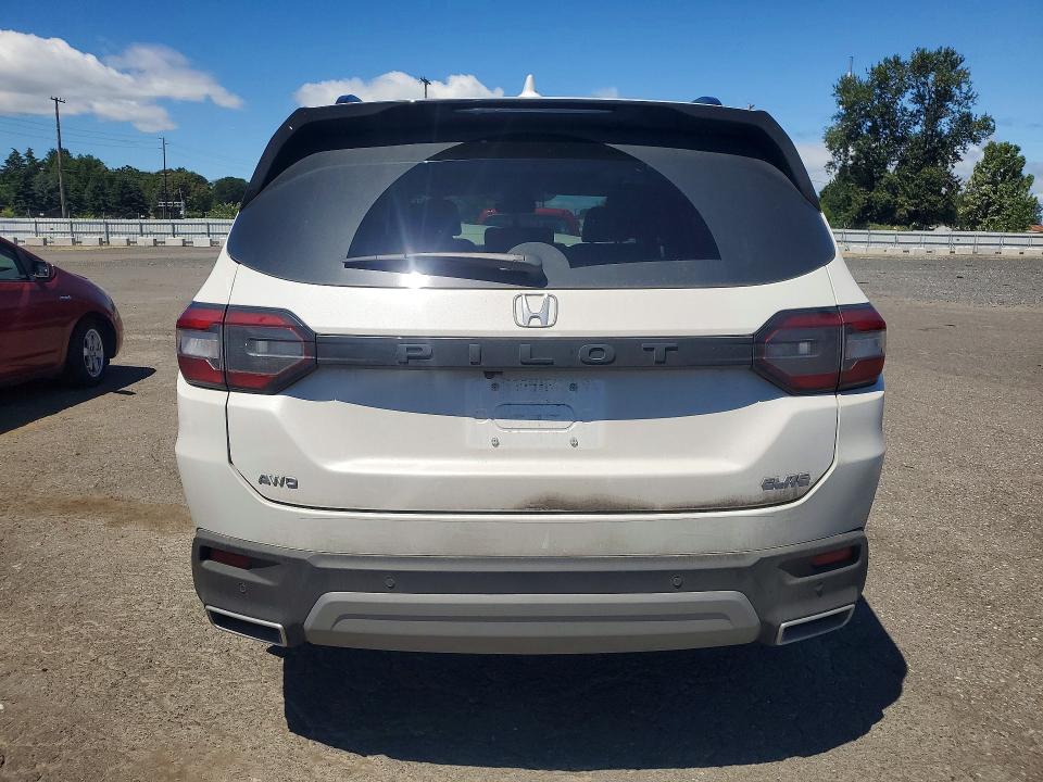 Продажа на аукционе авто 2024 Honda Pilot, vin: 5FNYG1H84RB048940, номер лота: 57588816