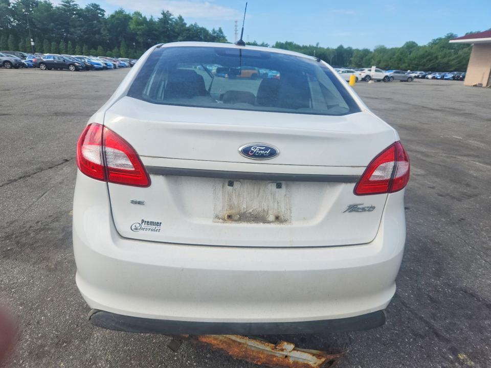 57004886 :رقم المزاد ، 3FADP4BJ8DM202765 vin ، 2013 Ford Fiesta مزاد بيع