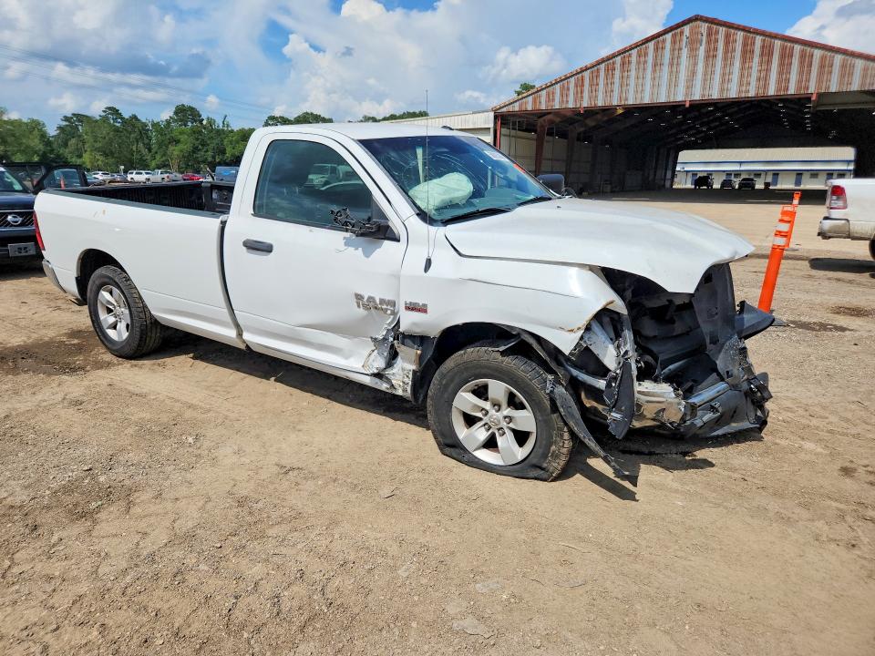58095386 :رقم المزاد ، 3C6JR6DTXHG656111 vin ، 2017 Ram 1500 مزاد بيع