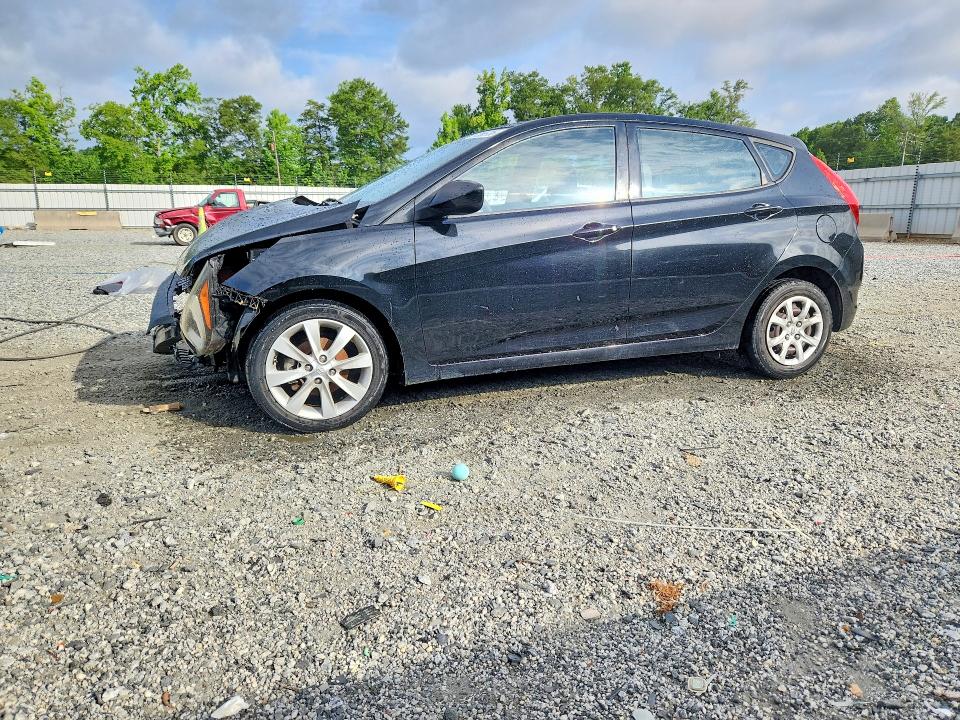 2012 Hyundai Accent მანქანა იყიდება აუქციონზე, vin: KMHCT5AE2CU040410, აუქციონის ნომერი: 57265706