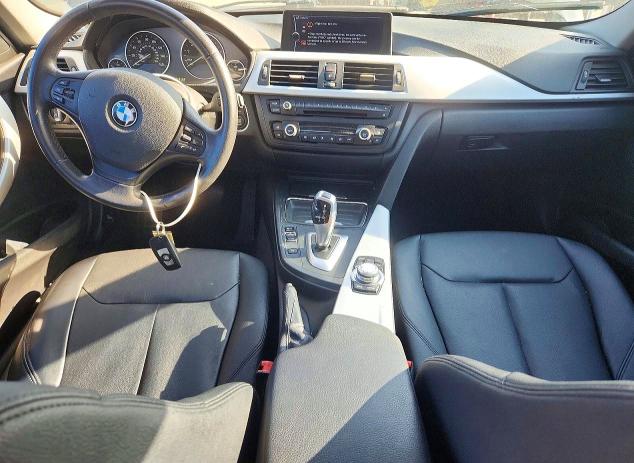 2013 Bmw 328 მანქანა იყიდება აუქციონზე, vin: WBA3B5C58DF597992, აუქციონის ნომერი: 56245216