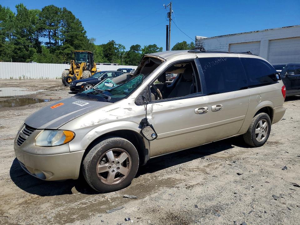 2005 Dodge Grand Caravan მანქანა იყიდება აუქციონზე, vin: 2D8GP44L65R243834, აუქციონის ნომერი: 58506556