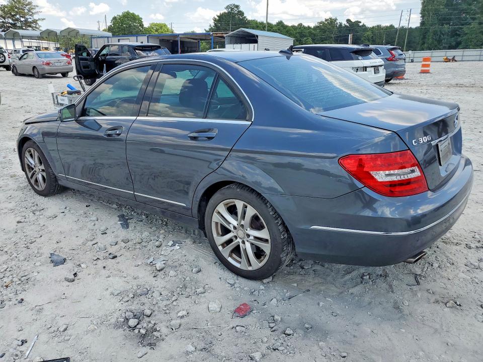 56272296 :رقم المزاد ، WDDGF8AB8DR250704 vin ، 2013 Mercedes-benz C مزاد بيع