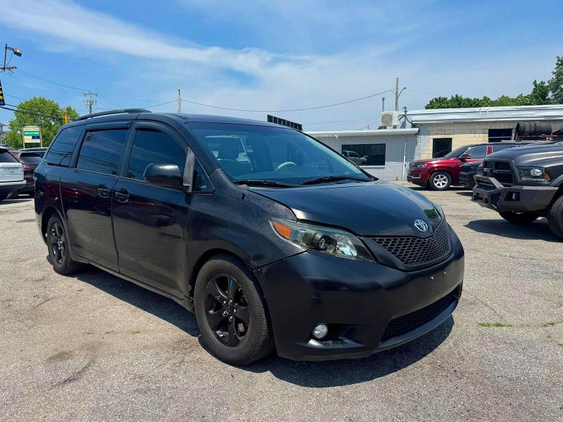 2014 Toyota Sienna მანქანა იყიდება აუქციონზე, vin: 5TDYK3DC0ES443899, აუქციონის ნომერი: 57231946
